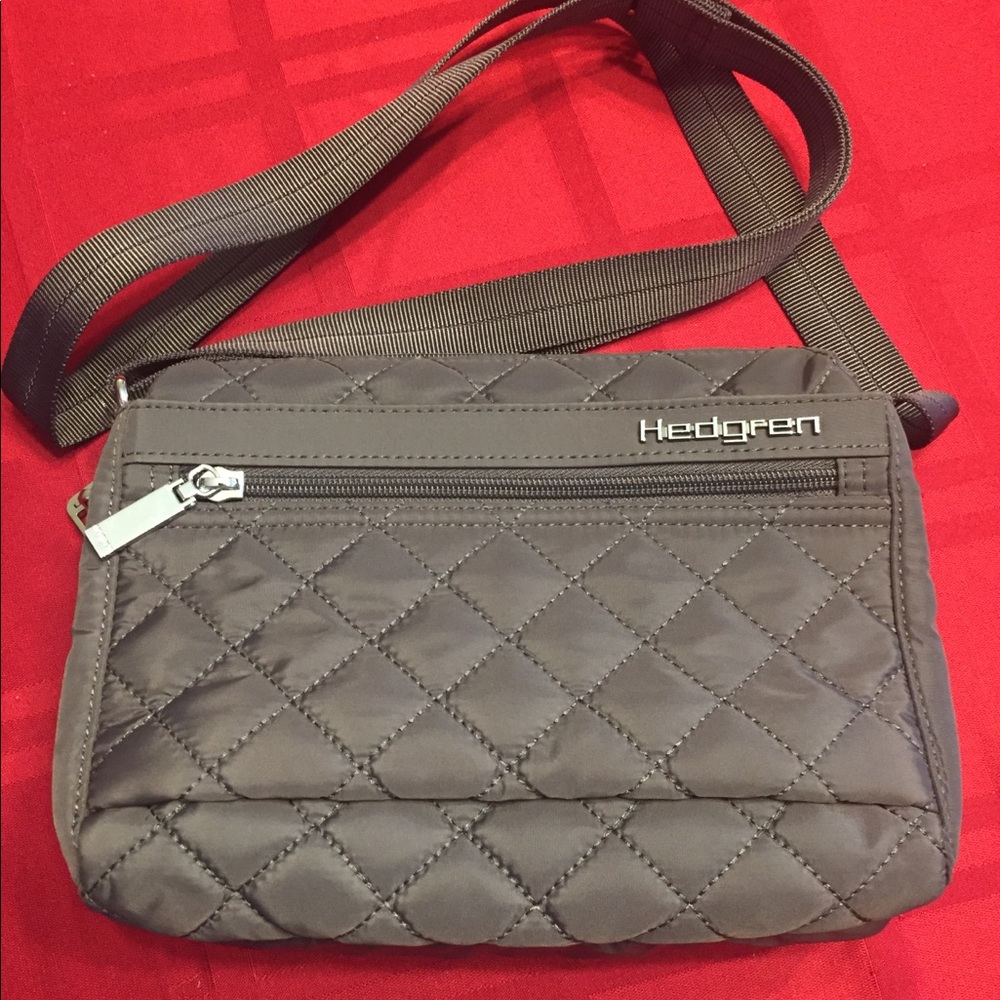 Gray Hedgren crossbody